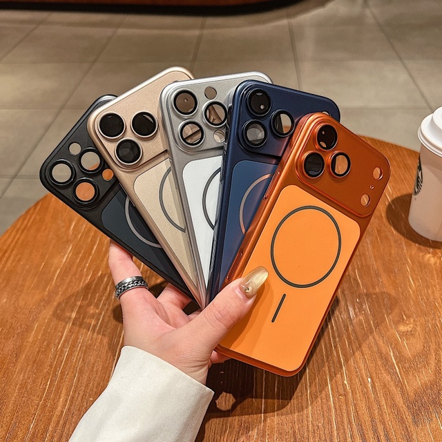 2026 Hot Sale Fashion PC Hard Wireless Charge Magnetic Smart Phone Case for Iphone 13 14 15 16 17 Pro Max With Camera Protecter