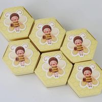 Boîtes de faveur de mariage Conteneur d'emballage de chocolat Boîte de friandises Papier Ruche Hexagone Forme Boîte de bonbons pour Baby Shower Fête nuptiale