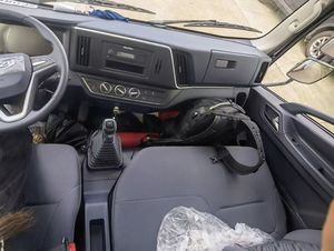 Para Isuzu: Camión de Carga Pequeño 4x2 Nuevo, Diésel Euro 2, Furgoneta con Caja de Cambios Rápida, Volante a la Izquierda, Ideal para el Segmento de Entrega Rápida - Product Image 3
