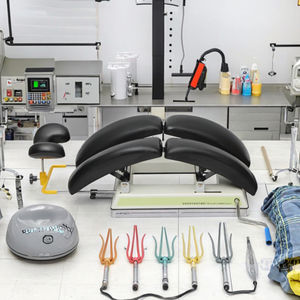 Positionneur manuel de haute qualité pour chirurgie de la colonne vertébrale, cadre radiolucent Wilson en métal, pour toutes les tables d'opération - SURTECHS INTERNATIONAL - Product Image 3