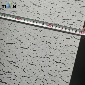 Plafonds suspendus en PVC résistants à l'eau, dalles de plafond suspendu, Cielo Falso Vinilico Tipo Gypsun, Planchas De Yeso De 60X1.20 - Product Image 4