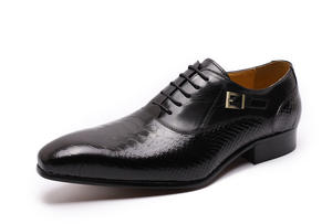รองเท้าหนังแท้สำหรับผู้ชายแบบทางการ รุ่นใหม่ปี 2026 ระบายอากาศได้ดี ปิดด้วยสายรัด ลายดอกไม้ ป้องกันความร้อน เหมาะสำหรับงานแต่งงาน - Product Image 6