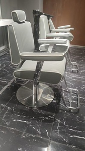 Sillón de Barbería de Alta Calidad y Durabilidad, Giratorio 360 Grados, Reclinable, Bomba Hidráulica Resistente, Asiento de Cuero, para Salón de Belleza - Product Image 4