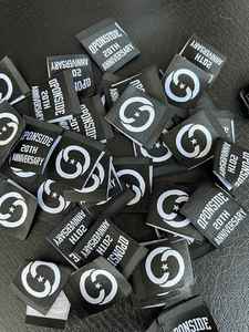 Custom Woven Size <b>Label</b> Tag Sew on Garment Neck <b>Label</b> in Center Folded for Clothing - Product Image 2