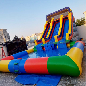 Structure gonflable de qualité commerciale pour enfants, avec double toboggan aquatique et escalier central d'accès. - Product Image 5