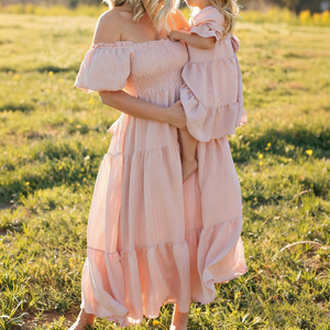 Hongbo robe élégante <span class=keywords><strong>maman</strong></span> <span class=keywords><strong>et</strong></span> fille robe fille personnalisée <span class=keywords><strong>et</strong></span> <span class=keywords><strong>maman</strong></span> tenues assorties robes solides de luxe manches bouffantes <span class=keywords><strong>maman</strong></span> <span class=keywords><strong>et</strong></span> <span class=keywords><strong>moi</strong></span> - Product Image 3