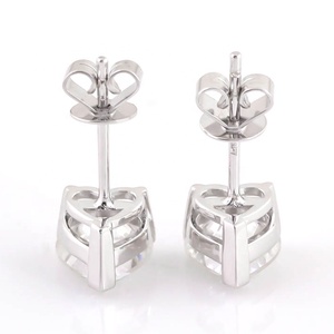 Boucles <span class=keywords><strong>d</strong></span>'oreilles en <span class=keywords><strong>diamant</strong></span> de laboratoire taille cœur certifiées IGI 0,5-2 carats Or blanc Bijoux de mode en gros pour femmes River Time - Product Image 4