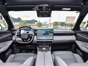 NOUVELLE VOITURE 2025 Lynk & Co 08 EM-P <span class=keywords><strong>120</strong></span> Véhicule hybride à longue portée Plus à entraînement automatique - Product Image 4