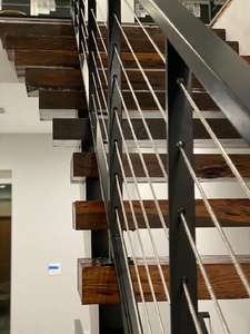 تصاميم درابزين السلالم منخفضة الصيانة من YL، مصنوعة من الفولاذ الأسود مع قضبان سلكية 2×2 - Product Image 2