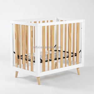 Cuna Moderna Ajustable de Madera para Bebés y Niños - Uso en Sala de Estar, Dormitorio, Hotel y Hospital - 1 Año de Garantía - Product Image 5