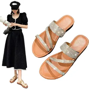 Sandal Datar Wanita Dekorasi Bling Luar Ruangan Kustom Sandal Selop Luar Ruangan untuk Wanita Sandal Datar Wanita