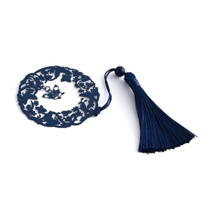 Marcapáginas de Metal con Diseño Floral Esmaltado en Rojo y Negro, Estilo Asiático Primaveral, Recuerdo de Museos y Lugares Turísticos - Product Image 5