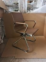 Chaise de bureau exécutive moderne en cuir PU avec dossier fixe en PU et fonction de massage pour hôtel et salle à manger