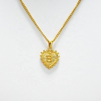 Collar inicial personalizado de fábrica para mujer elegante colgante de corazón chapado en oro de 18 quilates 26 letras nombre alfabeto fiestas de acero inoxidable