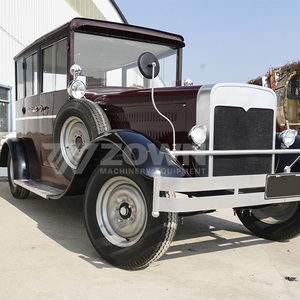 Voiture électrique vintage de luxe à toit fermé, idéale pour le transport dans les villas et les centres de villégiature - Product Image 2