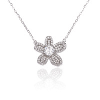 Le collier Moissanite étoile de mer en argent sterling S925 brillant est un luxe léger féminin haut de gamme, polyvalent, de niche, simple et élégant