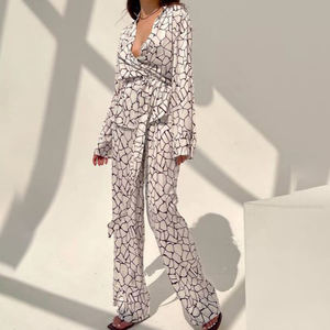 ชุดเสื้อผ้า3ชิ้นสำหรับคุณแม่เสื้อผ้าที่ชื่นชอบ5XL พลัสไซส์ออกกำลังกายสำหรับผู้หญิง - Product Image 4