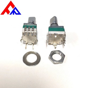 Venta Directa de Fábrica: Potenciómetro Rotatorio de Alta Calidad PTV097 con Eje Metálico Moleteado de 5 Pines, 1K-100K, 20% de Precisión - Product Image 6