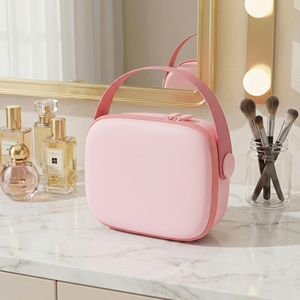 Sac de maquillage en silicone personnalisé pour la vente en gros et les partenaires de marque, grande capacité, organiseur de cosmétiques approuvé par la FDA avec poignée - Product Image 1