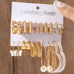 Parures de bijoux fantaisie plaquées or, boucles d'oreilles en alliage imitation perle, style vintage pour femmes, 10 paires - Product Image 2