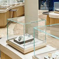 Vitrine de présentation de montres GZowin sur pied avec éclairage LED, dimensions personnalisables, durable, haute qualité pour exposition en magasin