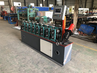 Machine automatique de quille en acier léger Aluminium c u v Section Angle Mur Coin Profil Rouleau Formant la Machine c canal faisant la machine