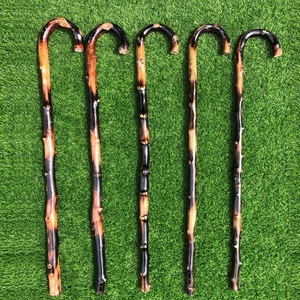 Bâton de marche unique en bois massif, monobloc, avec patin antidérapant, pour la marche et le soutien des seniors - Product Image 1