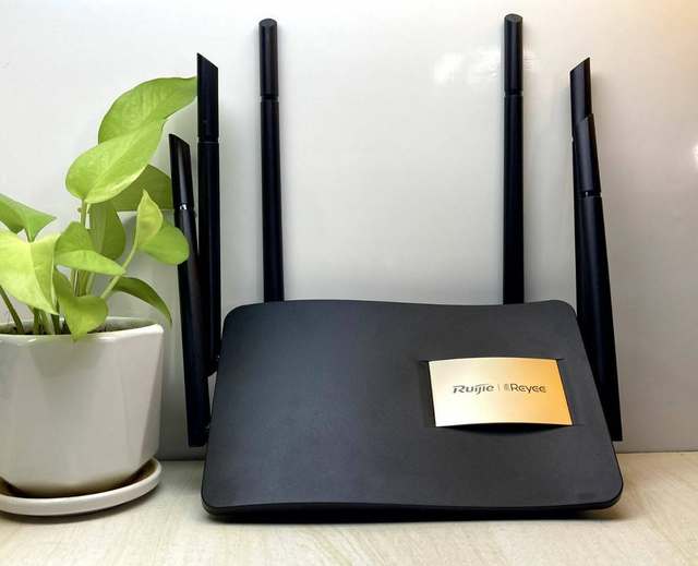 Second Hand Xinsuhang RG-EW1200G PRO AC1300 6-antennas Mesh WiFi Router 4 Full Gigabit Ports Dual Band Wireless Gateway 12V RJ45