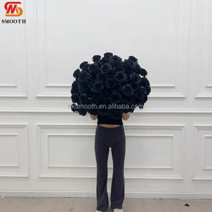 Couronne de fleurs noires de luxe lisses, ensembles de boules de fleurs pour mariage, prix d'usine pour la décoration de centre de table - Product Image 3