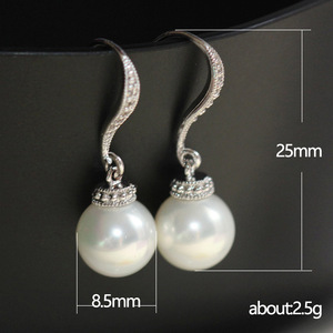 Orecchini Pendenti Effetto Perla per Donne, Accessori Moda Minimalisti ed Eleganti per Uso Quotidiano - Product Image 5
