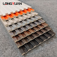 Grille cannelée WPC panneau mural intérieur extérieur revêtement PVC lamelles avec bois plastique composite TV fond décoration extérieur