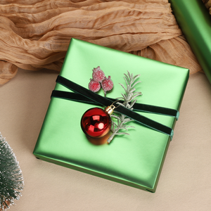 Custom Logo Printed Gift Wrapping <b>Paper</b> <b>Roll</b> Pure Color Green Coated <b>Paper</b> Decoration <b>Paper</b> - Product Image 1
