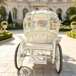 Chariot de citrouille sur mesure tiré par des chevaux pour la décoration de paysages de zones touristiques, les défilés de fêtes, les expositions commerciales et les séances photo - Product Image 1