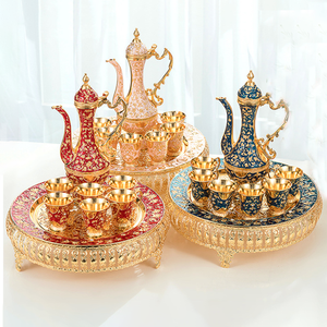 แก้วน้ำชาดูไบวินเทจ 1 ลิตร ผลิตจากโลหะผสมสังกะสี พร้อมถาดใหม่ คุณภาพสูง ผลิตจากเหล็ก ดีไซน์คลาสสิก เหมาะสำหรับใช้ในบ้าน โรงแรม ปลอดภัยต่อสิ่งแวดล้อม และใช้งานได้ยาวนาน - Product Image 6