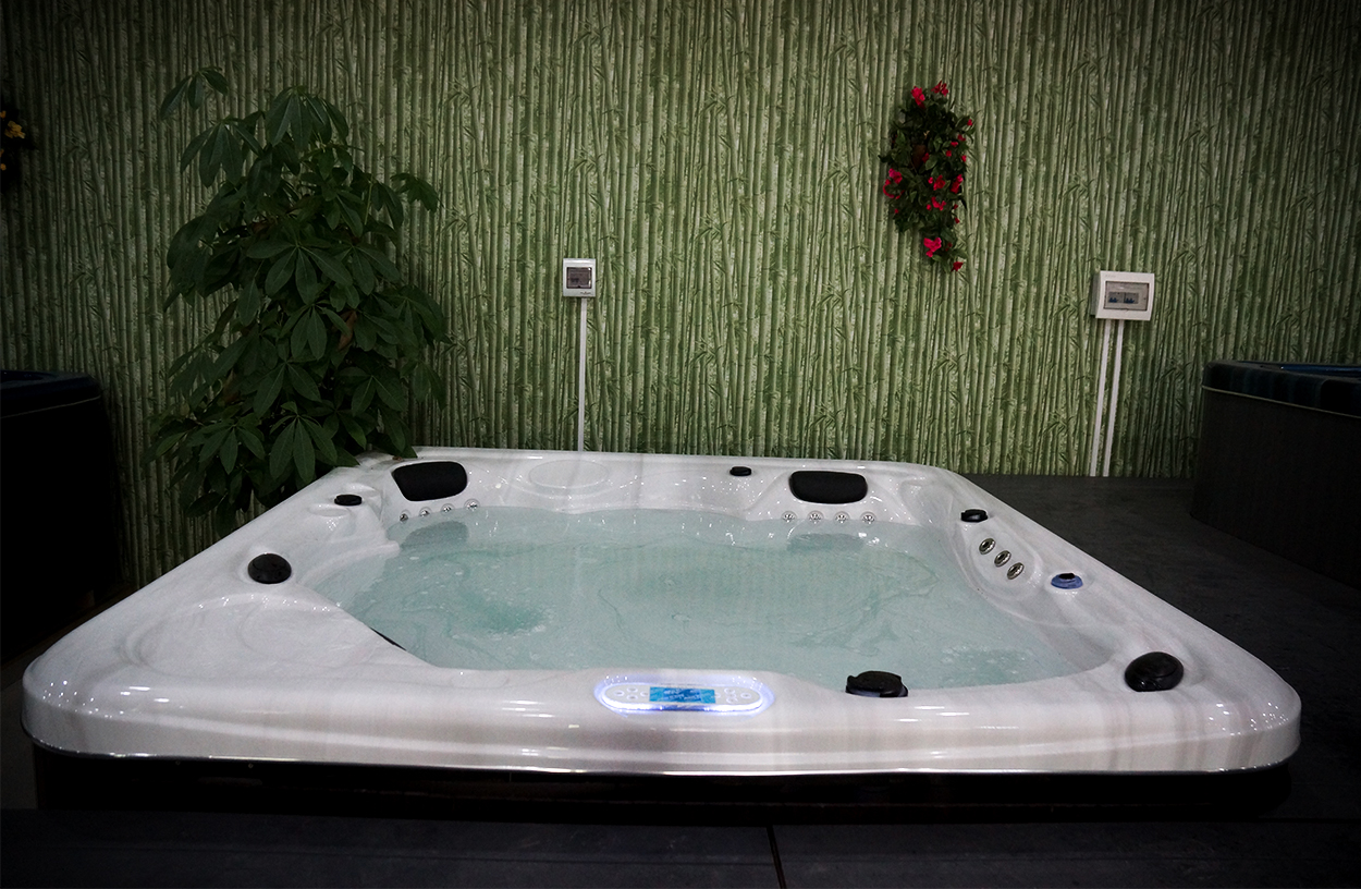 Villa 6 Person Massage Bathtub Acrylic Spa Hot Tubs With Ozonator