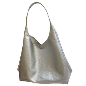 Sac fourre-tout argenté avec boucle magnétique souple, grande capacité, sac à bandoulière pour femme, usage quotidien, couleur unie, été 2024 - Product Image 4