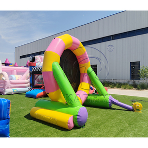 Jeu de fléchettes de football gonflable interactif pour extérieur, idéal pour les fêtes et les événements sportifs en plein air - Product Image 3