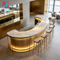 Meuble de bar moderne en forme de U, comptoir de réception, table de bar à cadre doré, table de bar personnalisée avec éclairage LED
