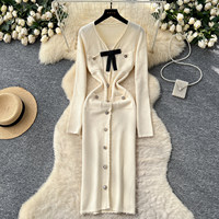Robe décontractée élégante pour femmes WIWT, col en V, manches longues, tricotée, avec nœud décoratif et boutons, pour un usage quotidien, robe pour femmes