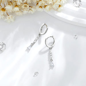 2025ใหม่เครื่องประดับแฟชั่น14K ต่างหูเพทายสีขาวชุบทองทองเหลืองรักษาสีต่างหูเงินสเตอร์ลิงขายส่ง - Product Image 3