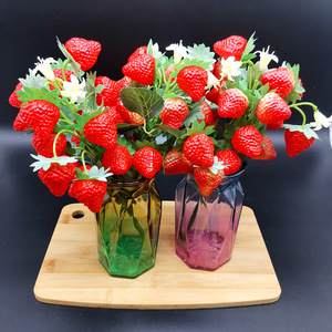 กิ่งผลไม้ประดิษฐ์รูปสตรอว์เบอร์รีและลิ้นจี่สำหรับตกแต่งผนัง - Product Image 3