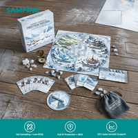 Jeu de cartes personnalisé avec pelliculage velours, certifié FSC, estampage à chaud doré pour édition de luxe Kickstarter, boîte à bandoulière