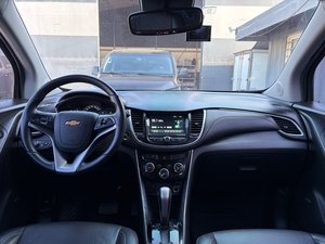 Sans accident, choix populaire 2017, GRIS, le nouveau Trax, SUV compact diesel, toit ouvrant, une excellente valeur, voiture compacte diesel - Product Image 3