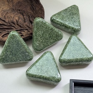 Champú de jabón de barra de plantas a base de hierbas sólidas para la prevención de la pérdida de cabello Característica de blanqueamiento de tamaño de viaje para mujeres Todo Tipo de Piel - Product Image 3