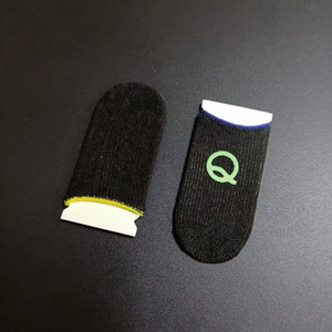 Thoáng khí mồ hôi-proof Găng tay chơi <span class=keywords><strong>game</strong></span> với màn hình cảm ứng ngón tay tay áo Bạc & sợi carbon trò chơi ngón tay tay tay áo - Product Image 6