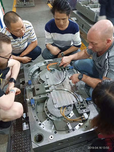 Alta qualidade <span class=keywords><strong>Custom</strong></span> Flower Pot Injection Mold Fabricante Plastic Planter <span class=keywords><strong>Mould</strong></span> Factory Jardinagem Pot Molding - Product Image 6