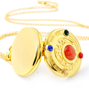 Reloj de Bolsillo Steampunk Moderno al por Mayor, Colgante Dorado con Diseño de Sakura Sailor Moon, Cosplay de Anime con Movimiento de Cuarzo y Cadena Incluida - Product Image 3