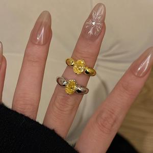 Anillo de Plata Pura S925 con Incrustaciones de Diamantes Amarillos, Diseño Elegante de Abeja Ovalada en Forma de Huevo, Engaste de Lujo con Diamantes de Alto Contenido de Carbono - Product Image 4