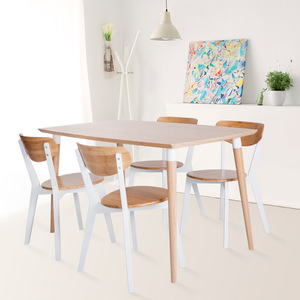 Ensemble table et chaises en bambou Zhuyijia Nan pour petits appartements, style nordique en bois massif pour usage domestique - Product Image 1
