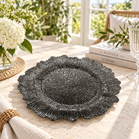 Assiette de Présentation en Plastique 13 pouces, Design Luxe Gaufré avec Texture Ondulée pour Banquets, Restaurants et Mariages – Collection Vaisselle de Table